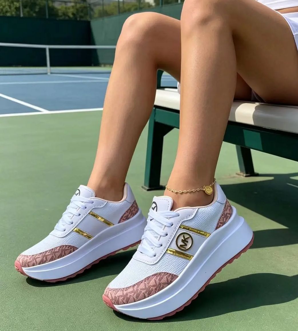 Badminton Match - Ladies New Style Trendy Casual Shoes